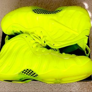 Air Foamposite Pro 2021 Volt